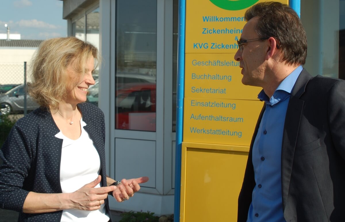 Die Landtagsabgeordnete Anna Köbberling besucht die Zickenheiner GmbH